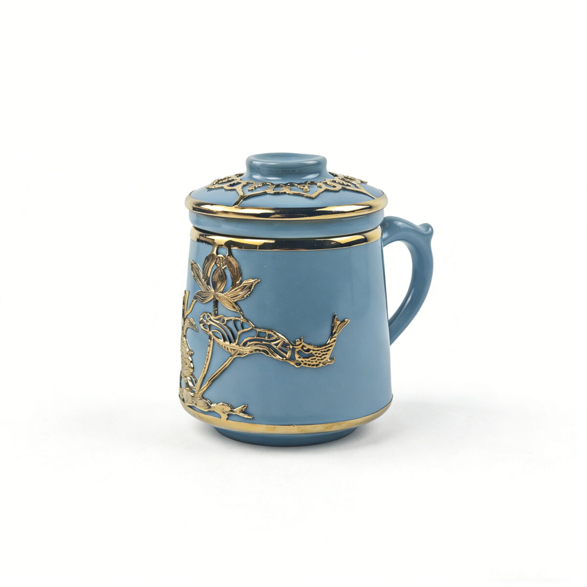 Gold-Inlaid Jade Style Ru Porcelain "Fish Playing Among Lotus" Personal Tea Cup